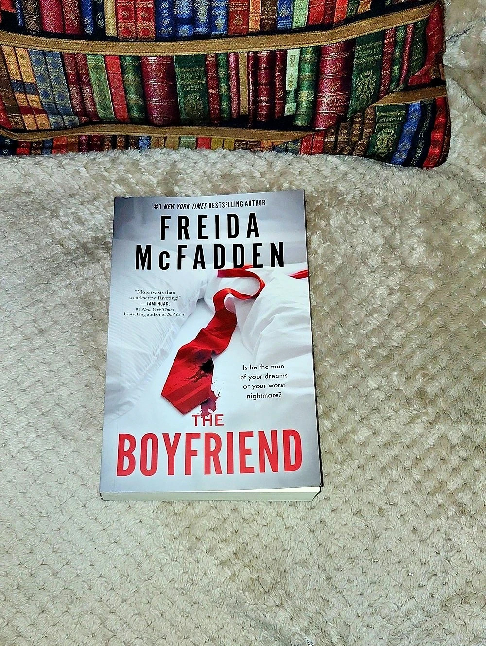 Freida McFadden The Boyfriend Paperback Novel